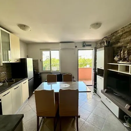 For Two Apartment Sumartin